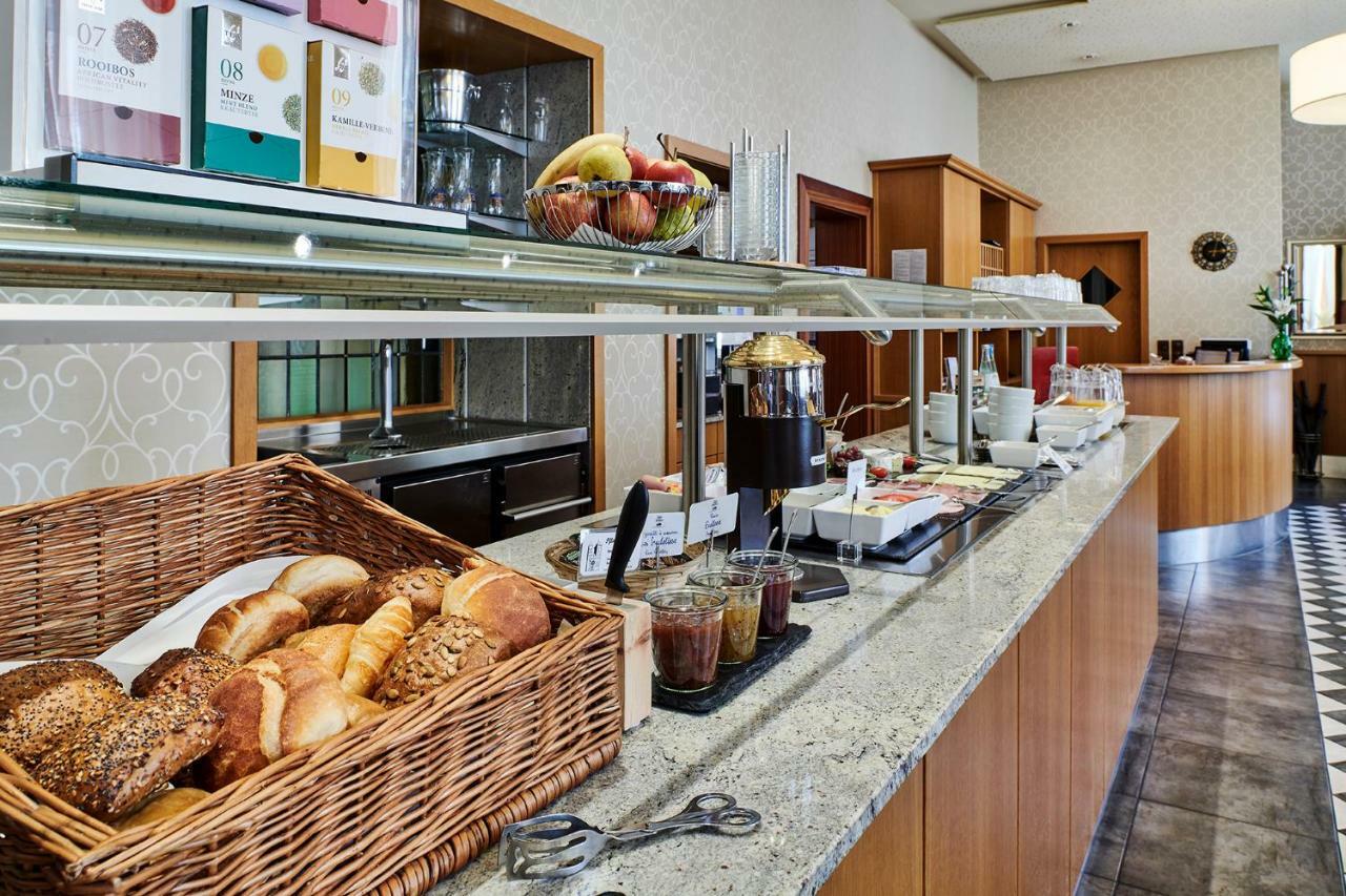 Dom Hotel Osnabruck Bagian luar foto